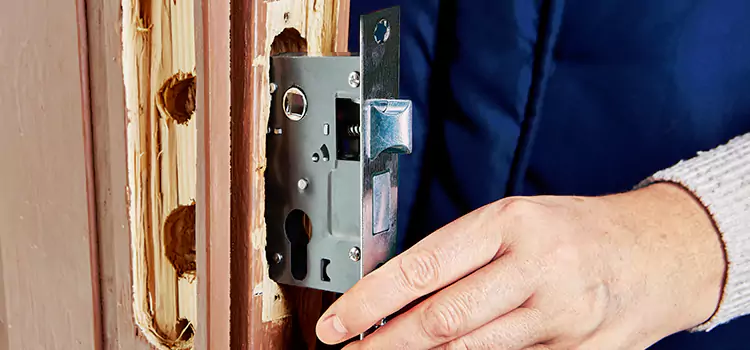 Garage Door Lock Replacement Port Chester
